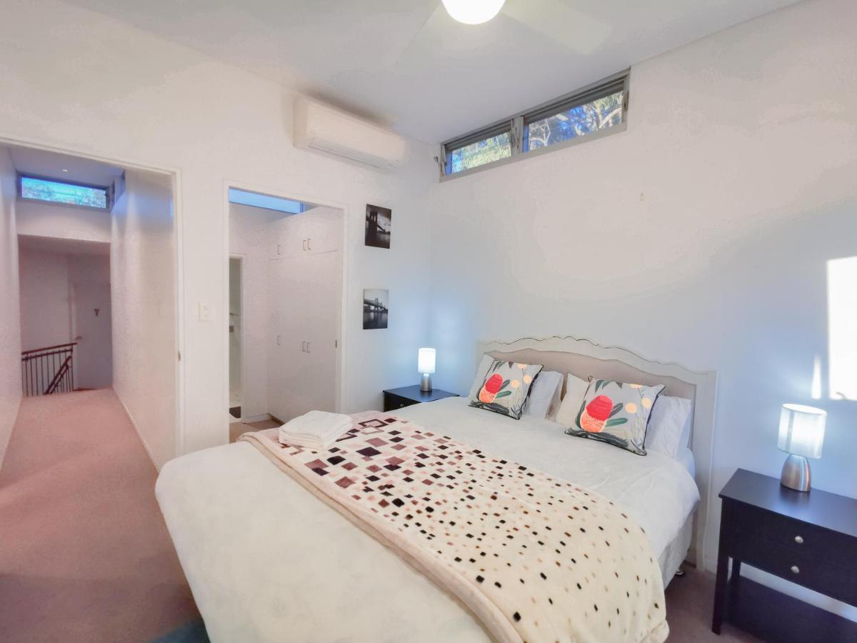 Glebe House Homestay シドニー エクステリア 写真